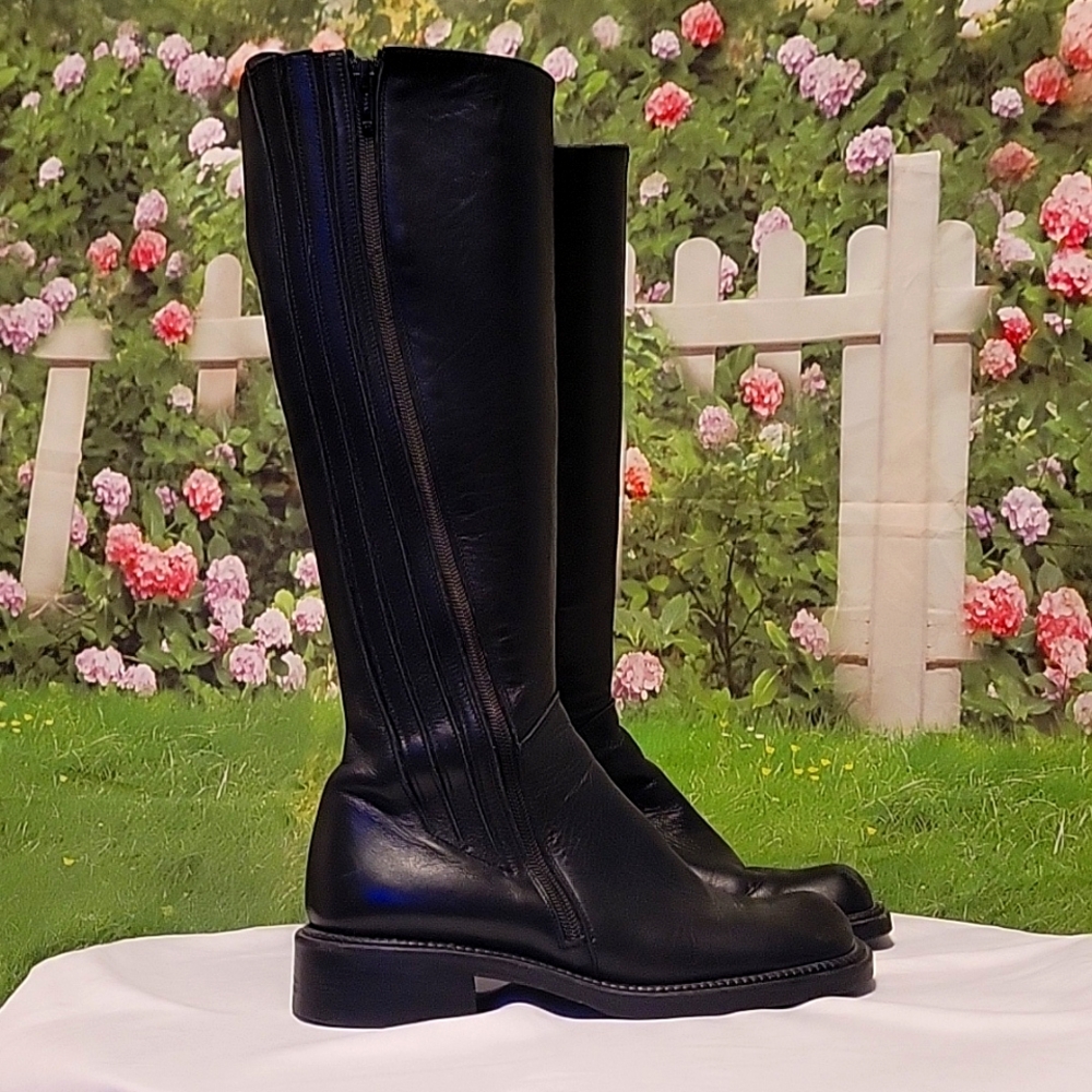 Janet & Janet tall black Leather Heeled Boots with zipper size 36